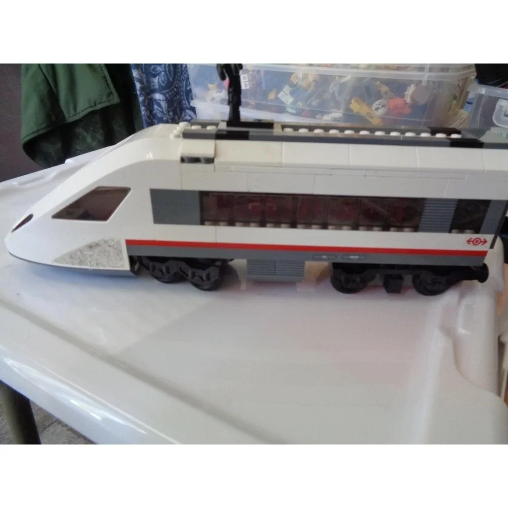 Lego City 60051 High Speed Passenger Train Remote Complete w/ Minifigures